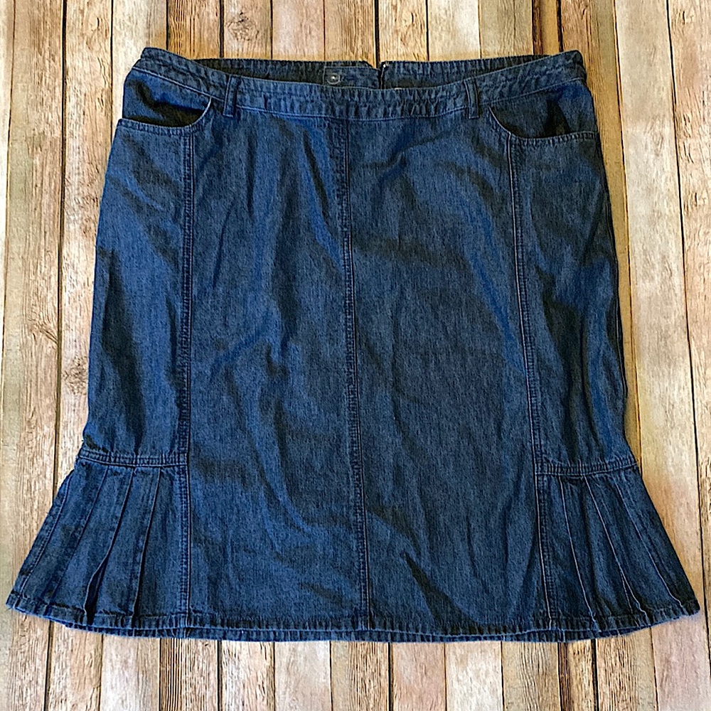 NWT CJ Banks AVG 20W Blue Jean Skirt style 8921